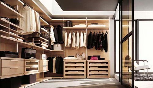 CLOSET 2